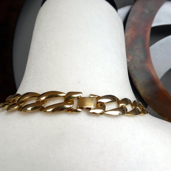 Gold-plate Linked Necklace - Picture 3 of 4